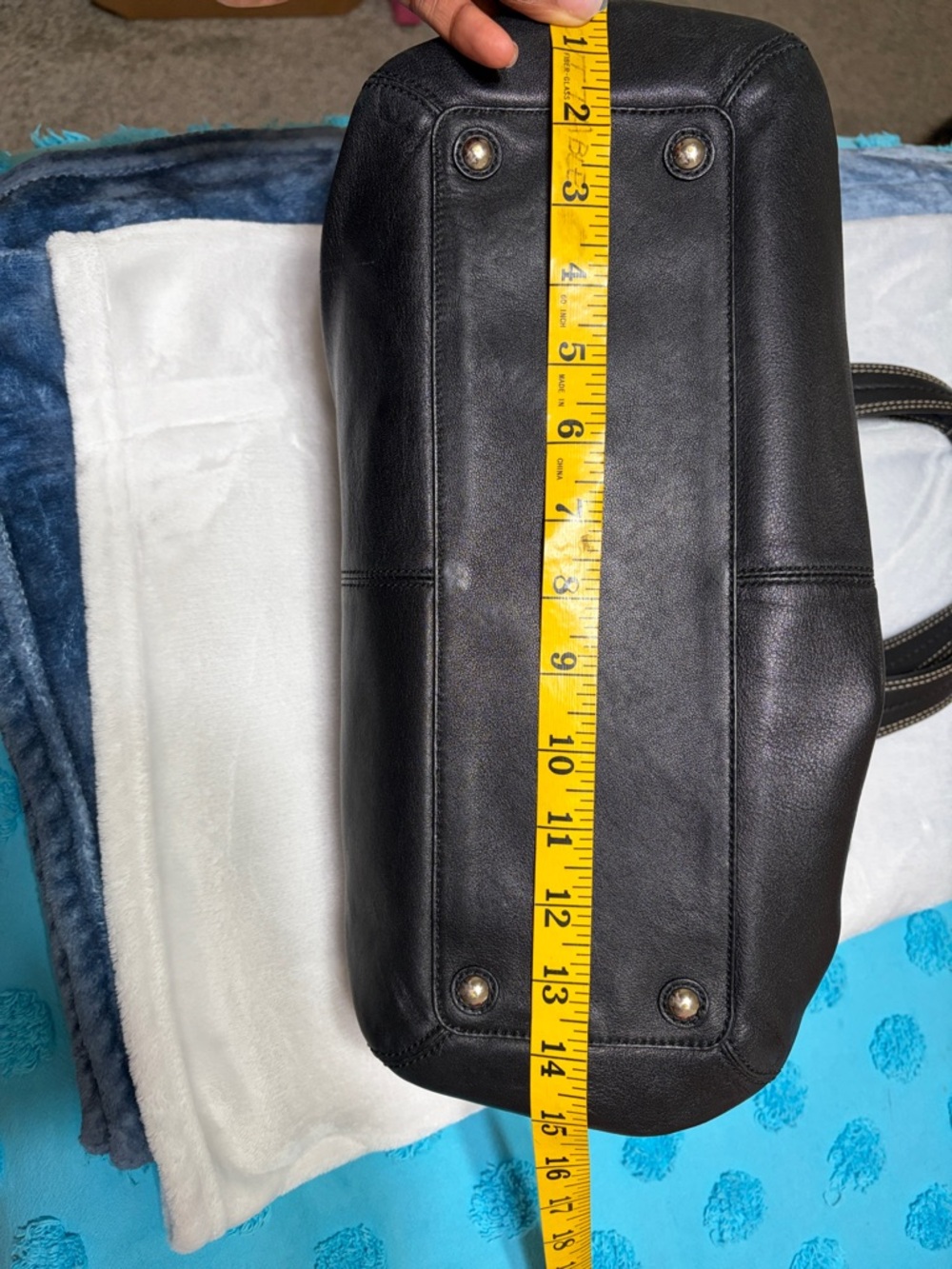 Coach Black Leather Shoulder Bag with White Contrast Stitching - Picture 15 of 16